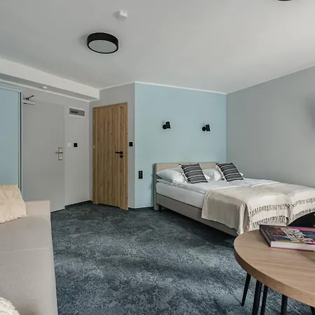 Osrodek Jantar Rewita * 赫尔