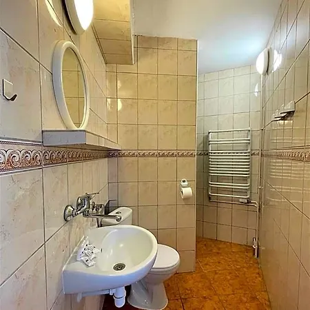 אתר נופש Osrodek Jantar Rewita *